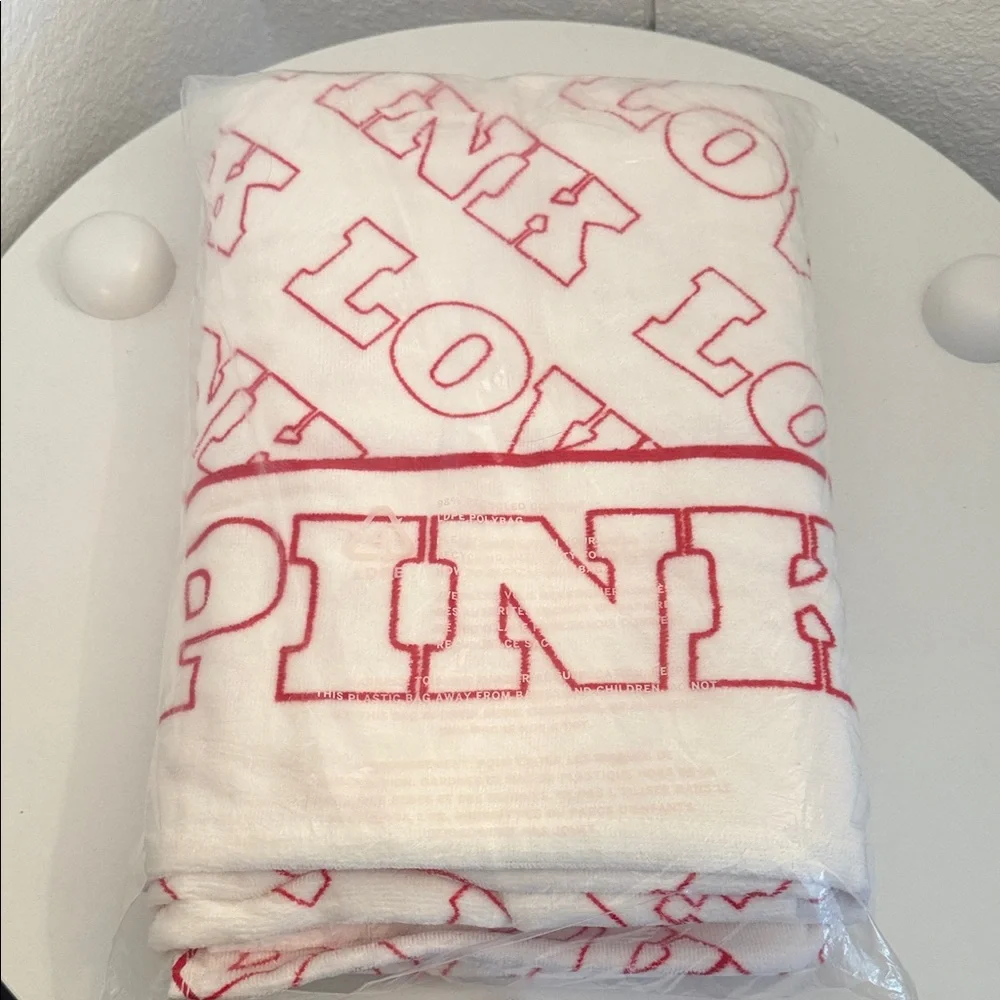 Victorias Secret Pink and White LOVE Blanket